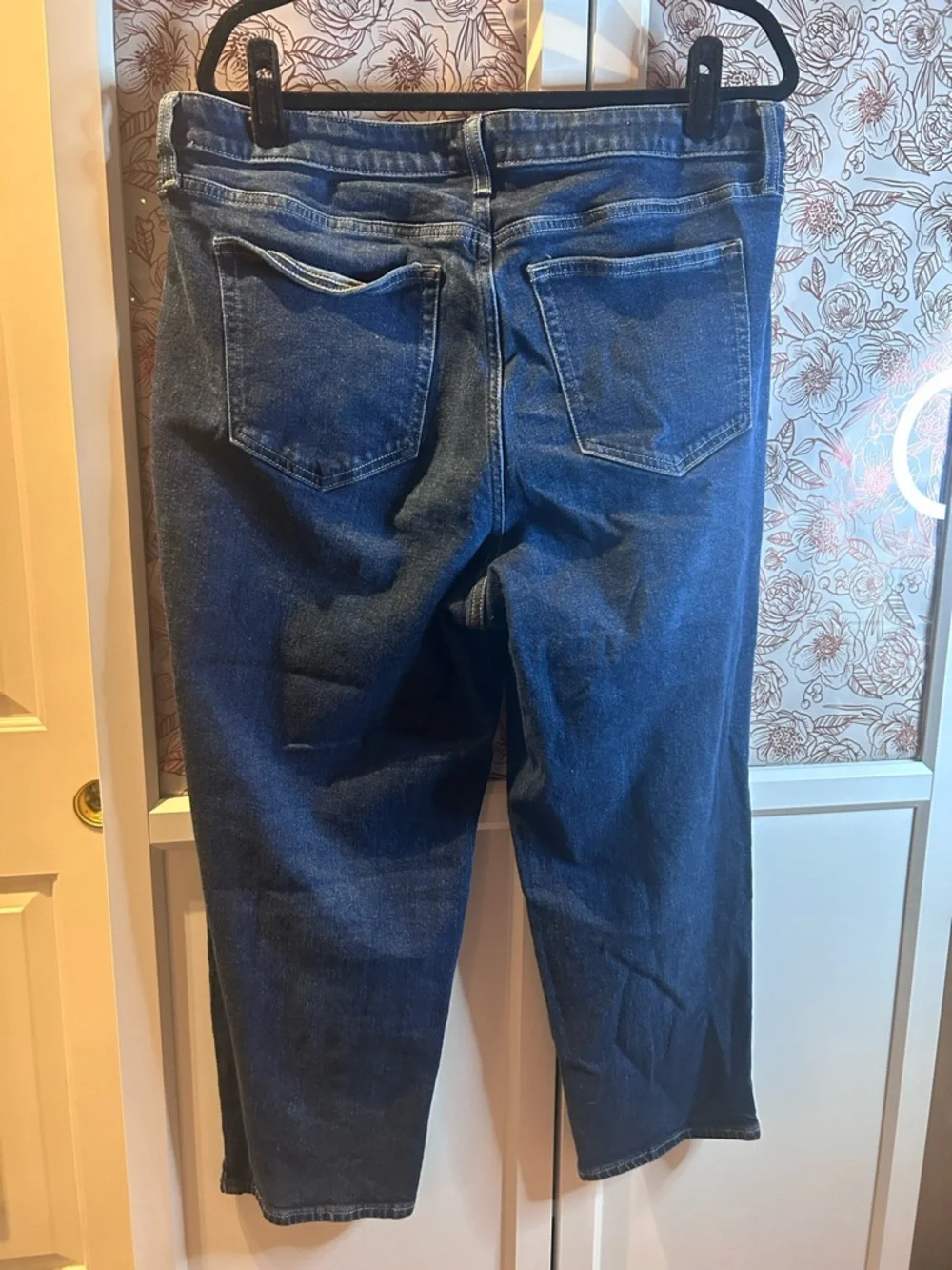 Universal Thread Mid Rise Slim Dark Blue Button-Fly Jeans- Short - Picture 4 of 4